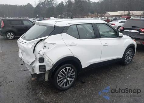 2022 Nissan Kicks Sv Xtronic Cvt из США, поврежденный, VIN 3N1CP5CV6NL525803